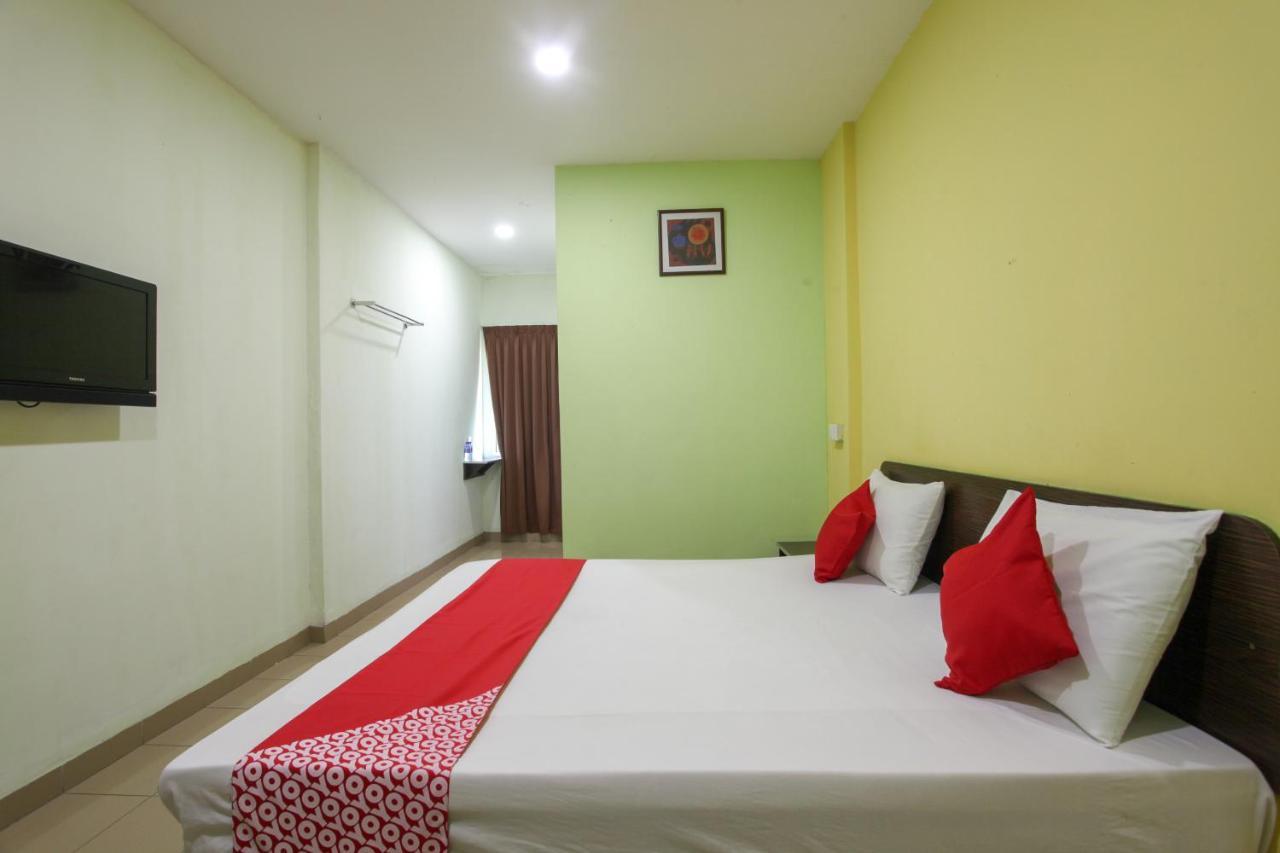 Oyo 89539 Hotel Siswa Kampar Exteriér fotografie