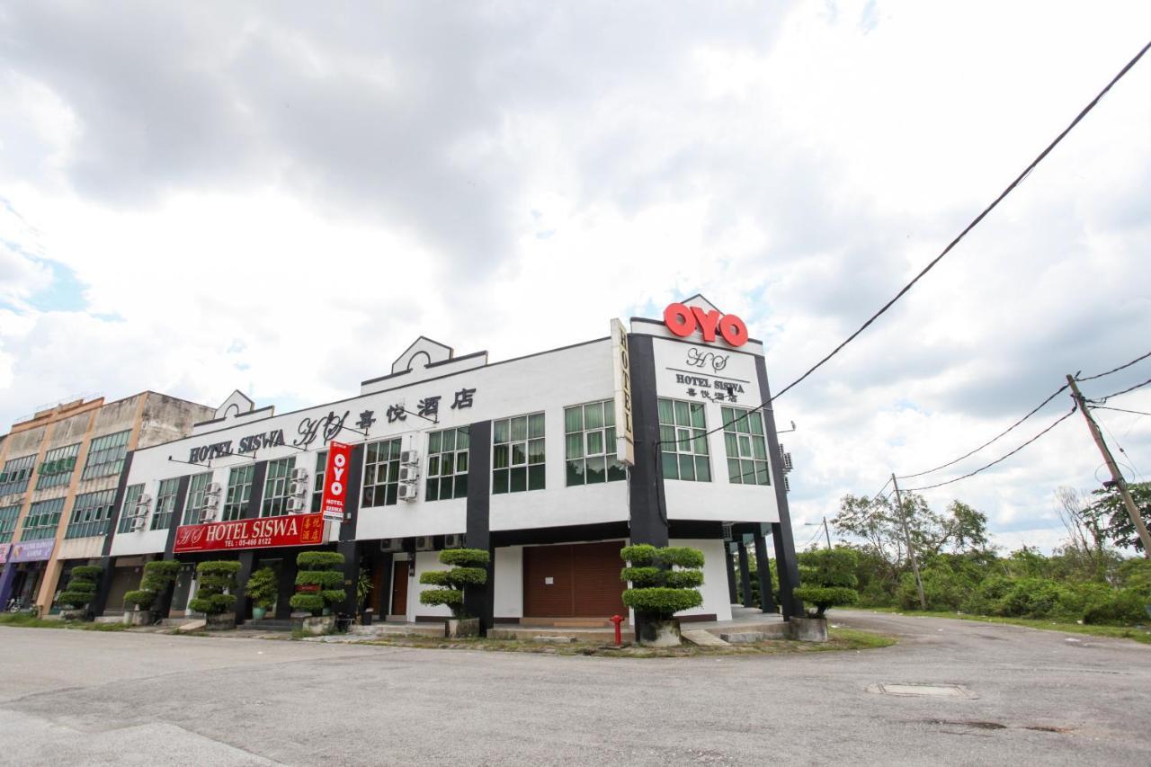 Oyo 89539 Hotel Siswa Kampar Exteriér fotografie