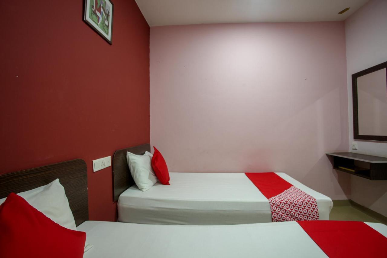 Oyo 89539 Hotel Siswa Kampar Exteriér fotografie